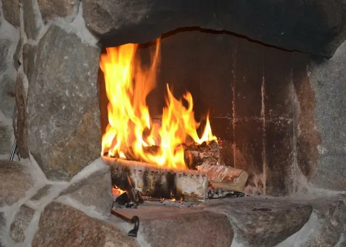 度假居 Joutsen 洛斯托