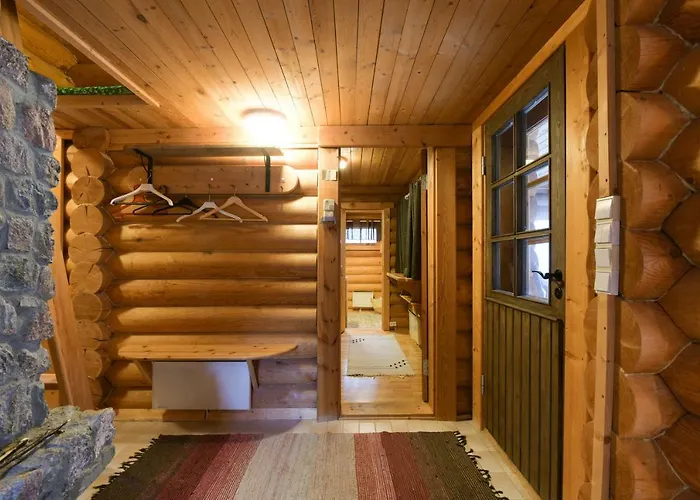 度假居 Joutsen 洛斯托